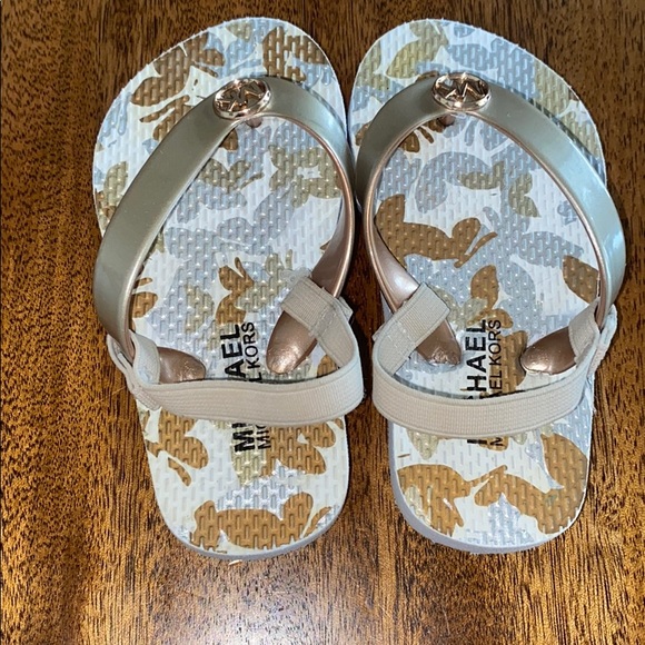 Michael Kors toddler sandals - Picture 2 of 6